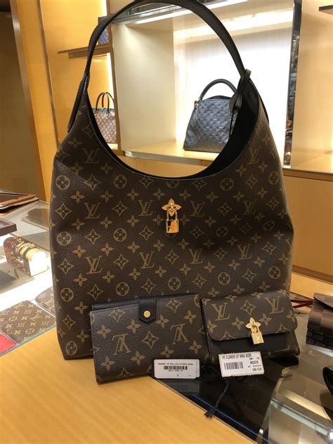 louis vuitton bag paris price|Louis Vuitton price in france.